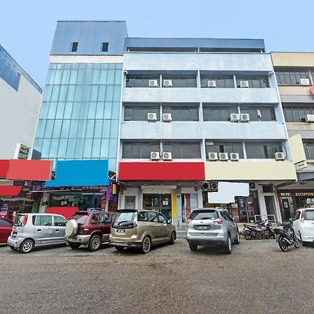 OYO 90544 M&h Hotel Pengerang Buitenkant foto