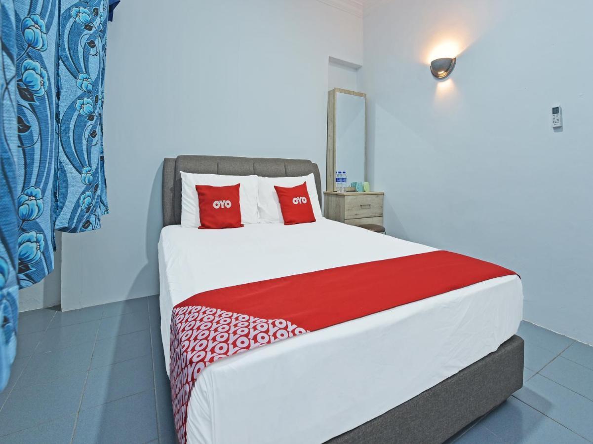 OYO 90544 M&h Hotel Pengerang Buitenkant foto