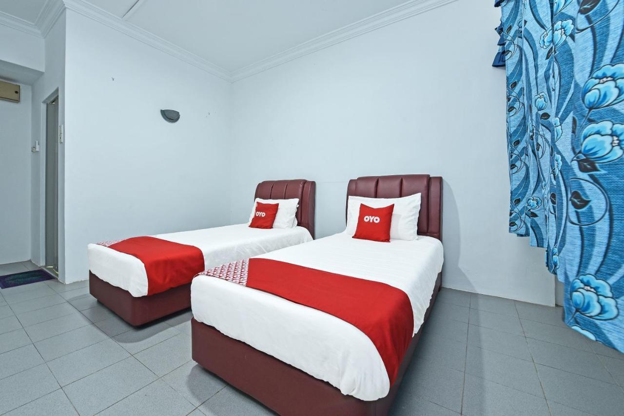 OYO 90544 M&h Hotel Pengerang Buitenkant foto